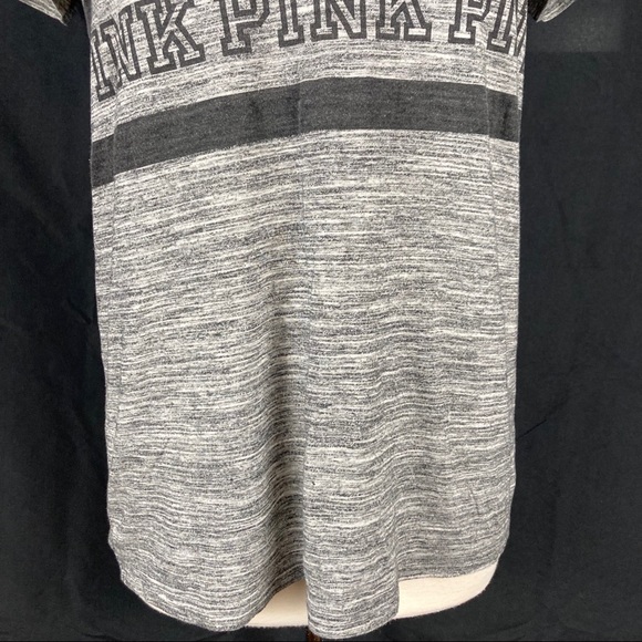 Pink logo v-neck t-shirt - Picture 3 of 8